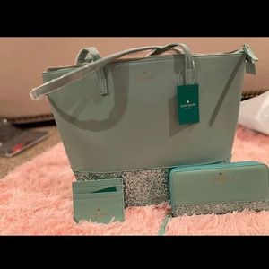 Three piece purse set